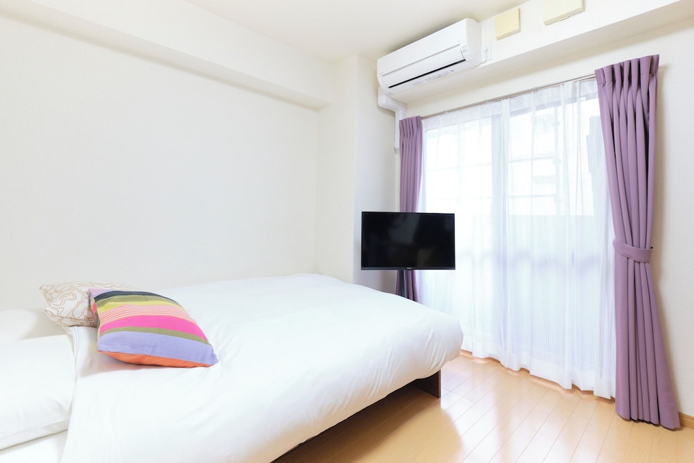C-2 (2名収容) 禁煙 | アルバセレッソ by Tranova