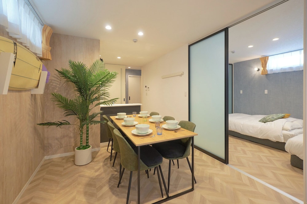 103(6p) リビング エリア4 | ゼットランド江ノ島 by Tranova