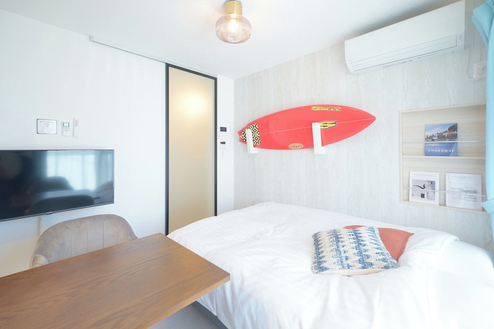 302(2p) 客室6 | ゼットランド江ノ島 by Tranova