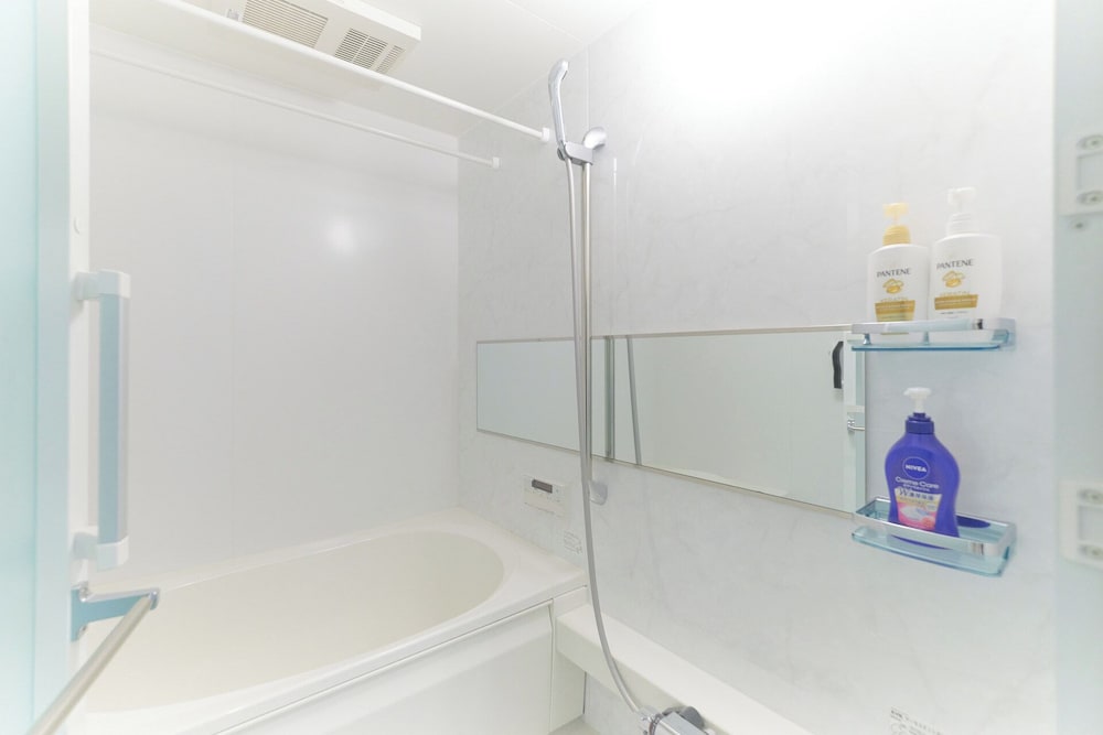 B(4p) バスルーム0 | ゼットランド江ノ島 by Tranova