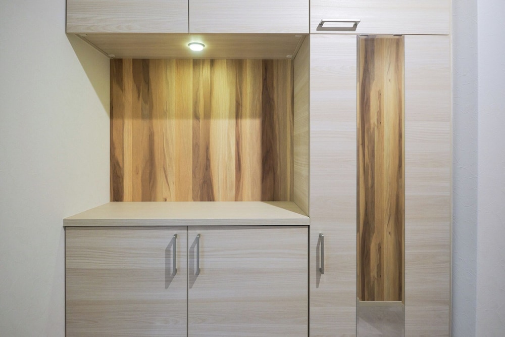 102(4p) 客室4 | ゼットランド江ノ島 by Tranova