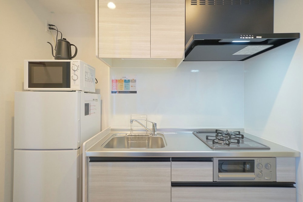 302(2p) 専用キッチン5 | ゼットランド江ノ島 by Tranova