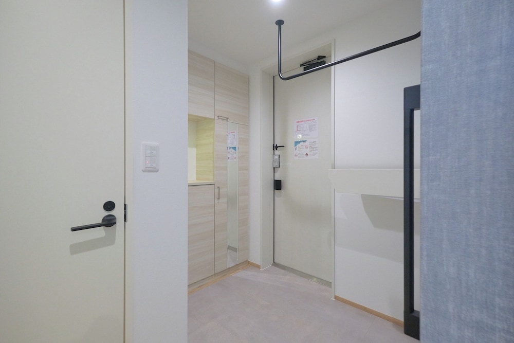 103(6p) 客室15 | ゼットランド江ノ島 by Tranova