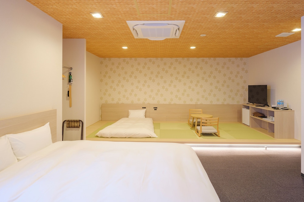 デラックス和モダンツイン 禁煙 客室5 | トーセイホテルココネ蒲田