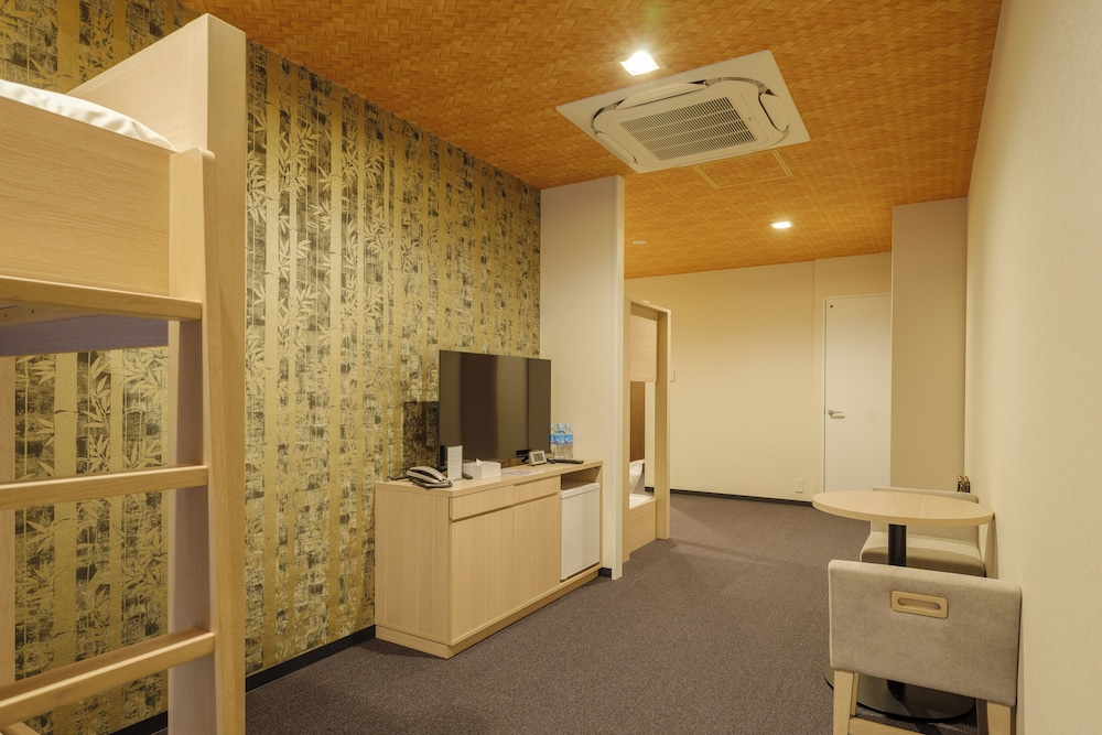 ファミリー 4 人部屋 禁煙 客室3 | トーセイホテルココネ蒲田