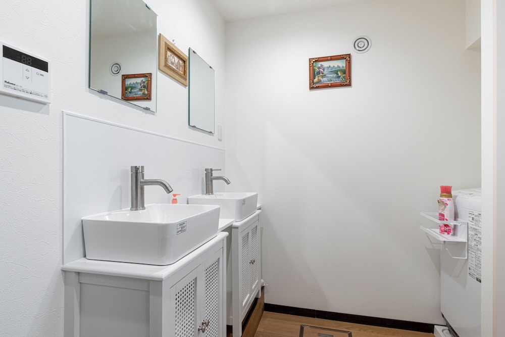コンフォート アパートメント バルコニー (301) 客室20 | Asakusa Temple 4min Skytree 10min Japanese Cozy House