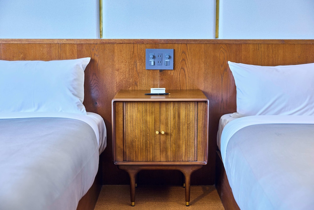 スーペリア ダブルルーム 2 ベッドルーム 客室2 | Hotel Vintage目黒不動前