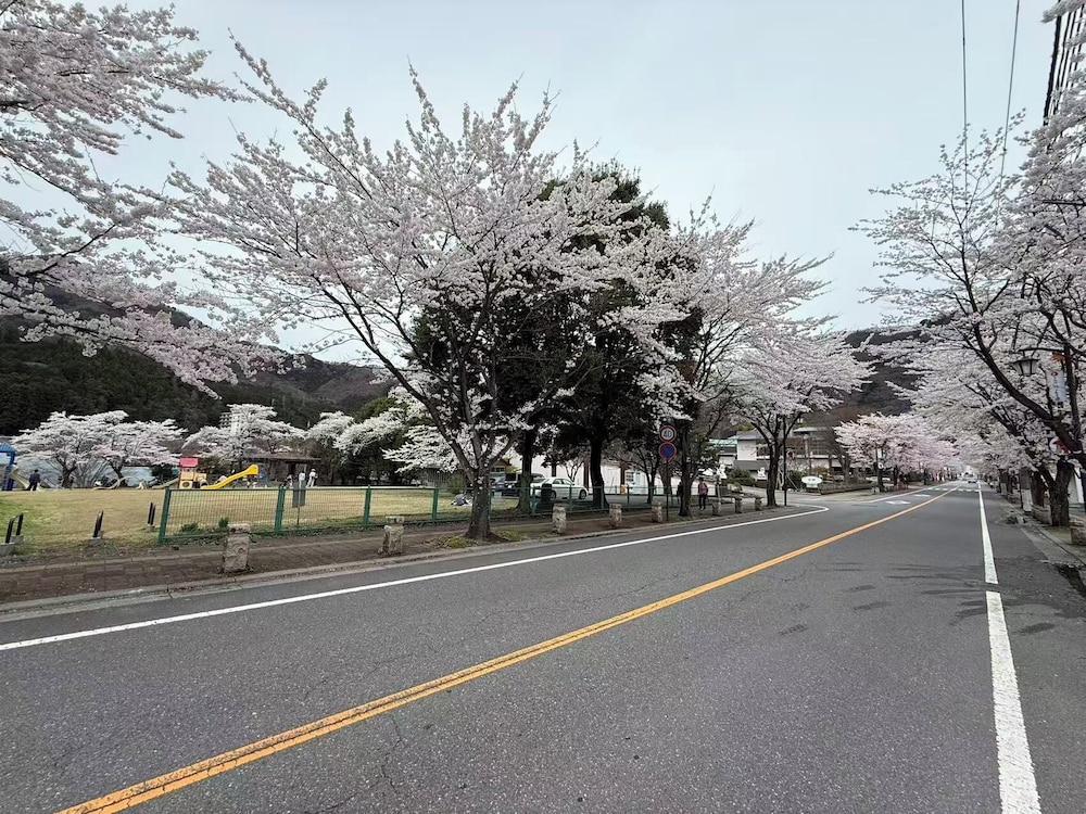 屋外ダイニングエリア1 | 楓リゾート 鬼怒川温泉