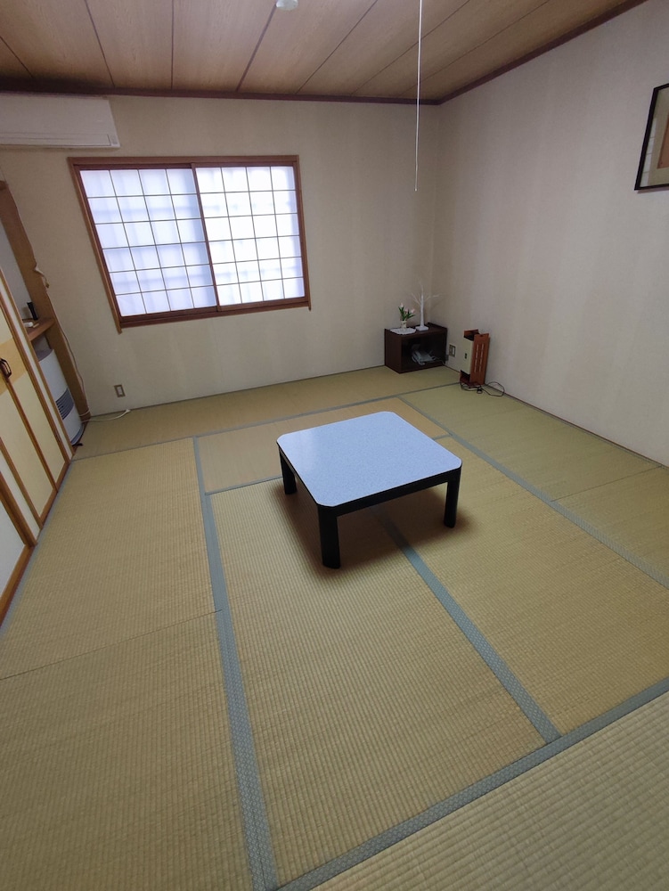 4 人部屋 ガーデンビュー | 北軽井沢 あさま1155