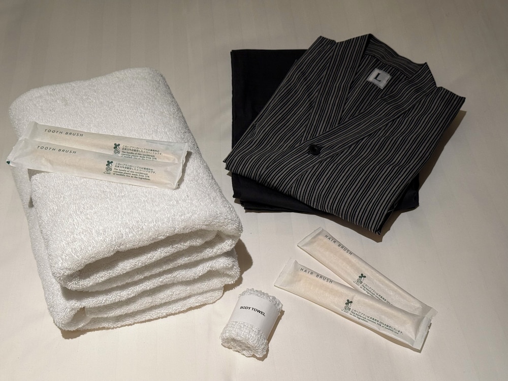 ベーシック ツインルーム 禁煙 リビング エリア1 | 博多の旅籠　すノや