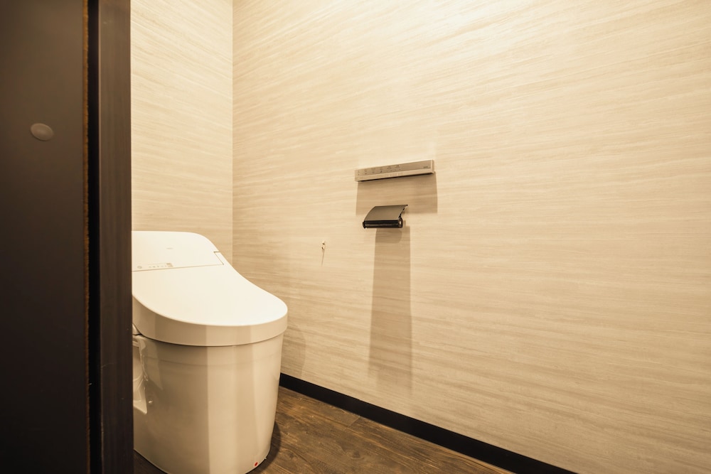 アパートメント ダブルベッド 2 台 禁煙 客室1 | BEPPU 乃音