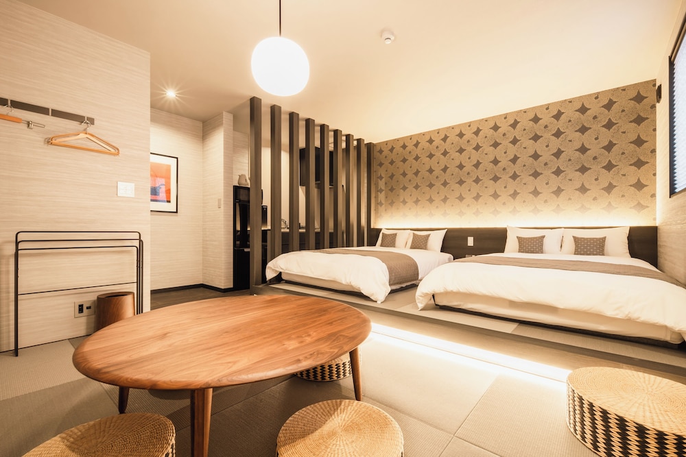 アパートメント ダブルベッド 2 台 禁煙 | BEPPU 乃音