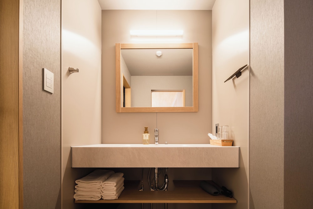 アパートメント ダブルベッド 2 台 禁煙 バスルーム1 | BEPPU 乃音