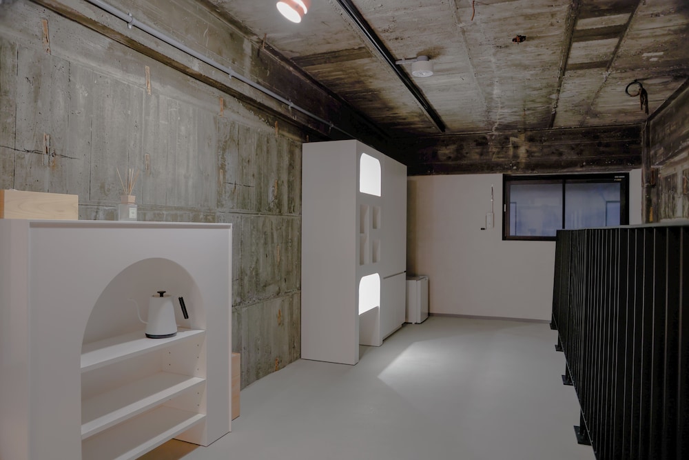 ダブルルーム パーシャル オーシャン ビュー 客室1 | Re:PORT HOTEL