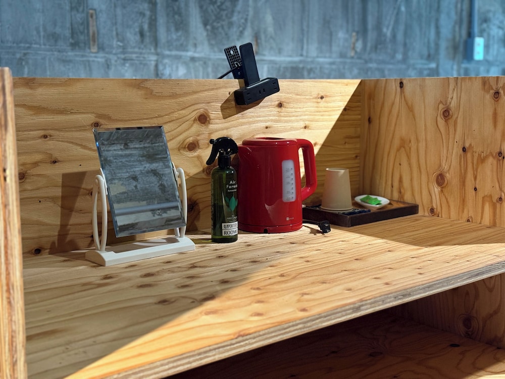 ツインルーム シングルベッド 2 台 禁煙 客室2 | Re:PORT HOTEL