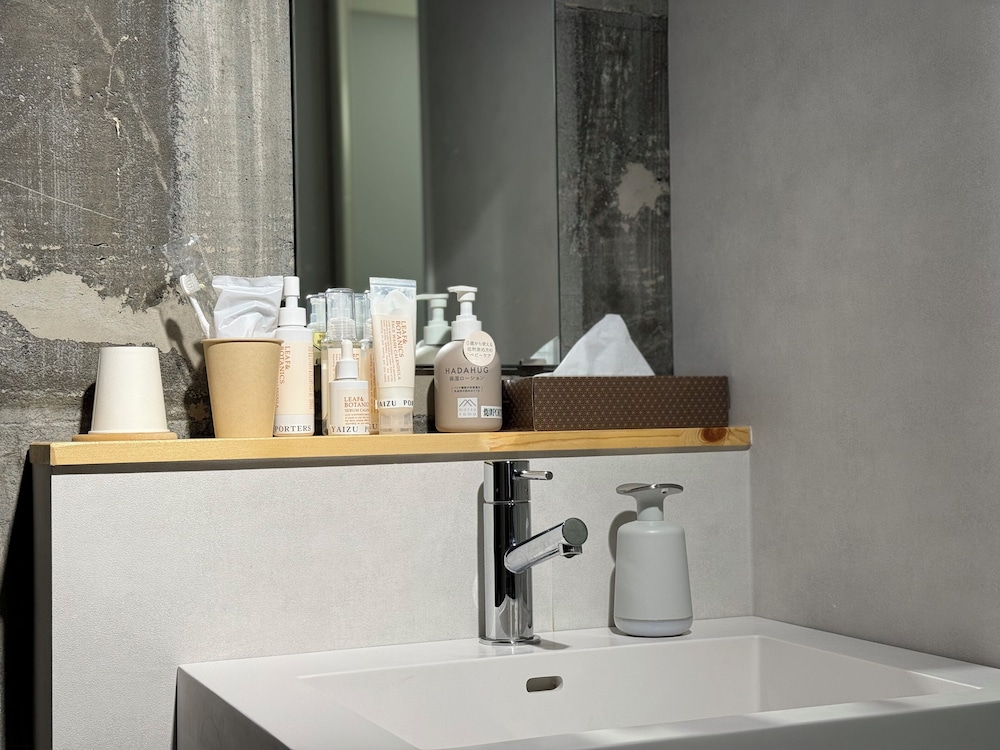 ダブルルーム 客室の設備とサービス0 | Re:PORT HOTEL