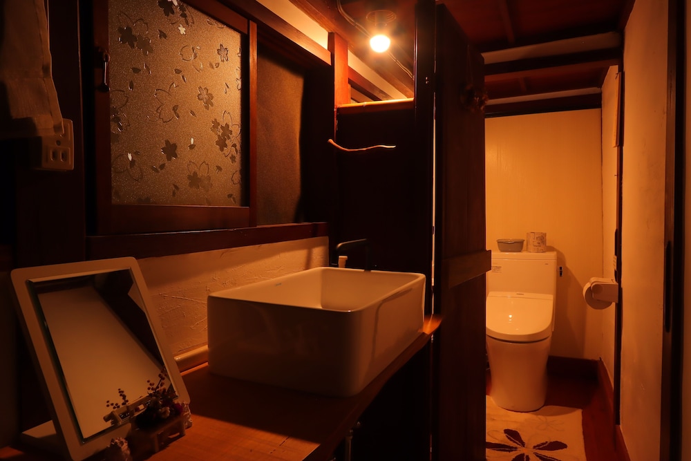 古民家一棟貸し 禁煙 客室7 | 三丘の古民家宿 もりのもむ