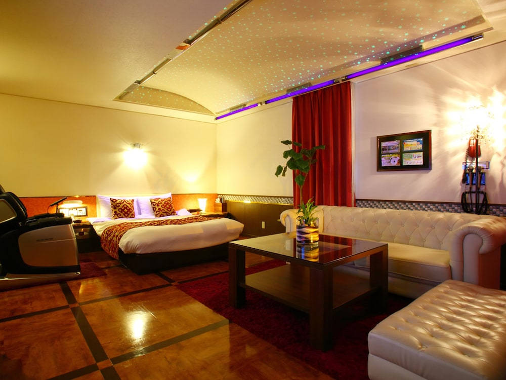 デラックス ダブルルーム 客室2 | HOTEL Villamure - 大人限定