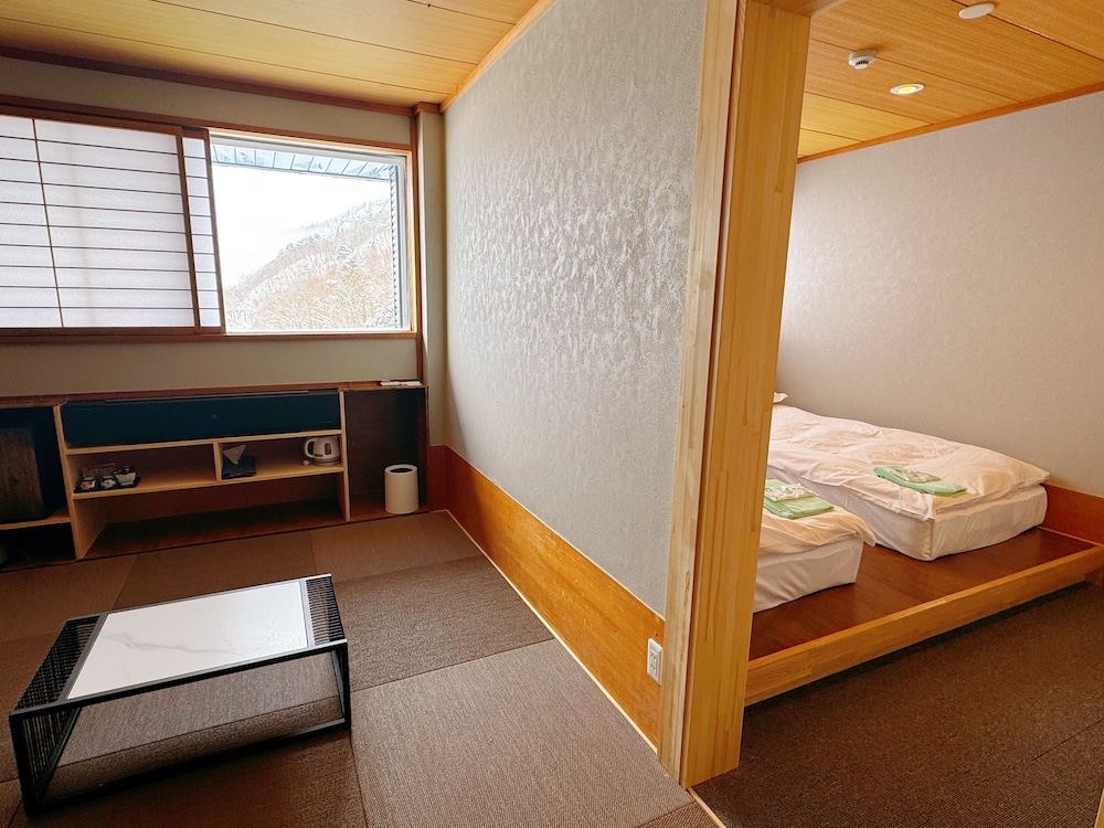 スーペリア ルーム 客室2 | 蔵王サンバレーホテル