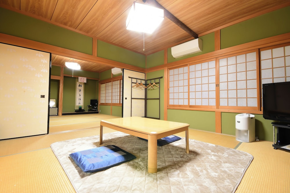 コンフォート ルーム 客室3 | 高野山 宿坊 光明院 -Koyasan Shukubo Komyoin-