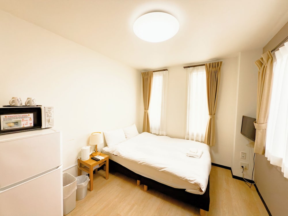 ベーシック ダブルルーム 禁煙 | ホテル・サンフェリシアン京都四条烏丸