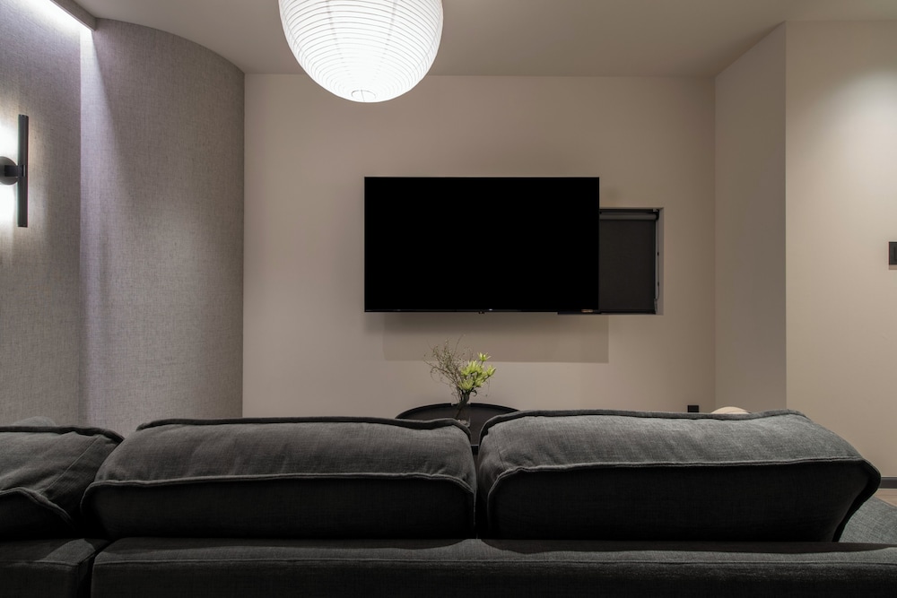 ファミリー 4 人部屋 シティビュー リビング エリア0 | HOTEL GUILD 5