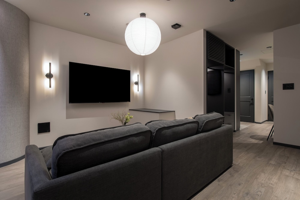 ファミリー 4 人部屋 シティビュー リビングルーム0 | HOTEL GUILD 5