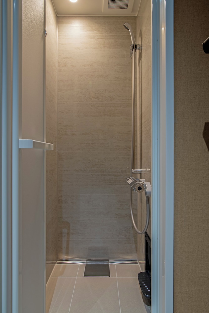 ファミリー 4 人部屋 シティビュー バスルーム0 | HOTEL GUILD 5