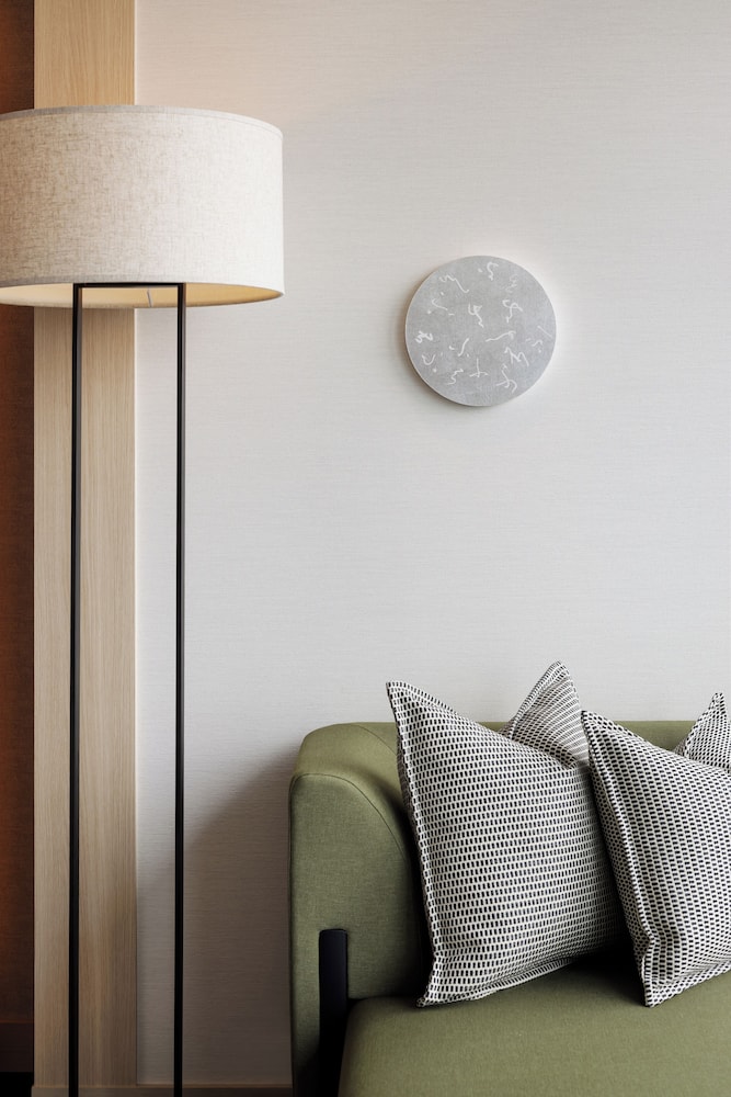 フェアモントゴールド シグネチャー キング、ラウンジのご利用 客室2 | フェアモント東京