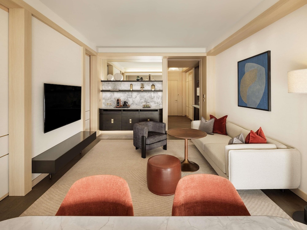 フェアモントゴールド シグネチャースイート キング、ラウンジのご利用 客室13 | フェアモント東京