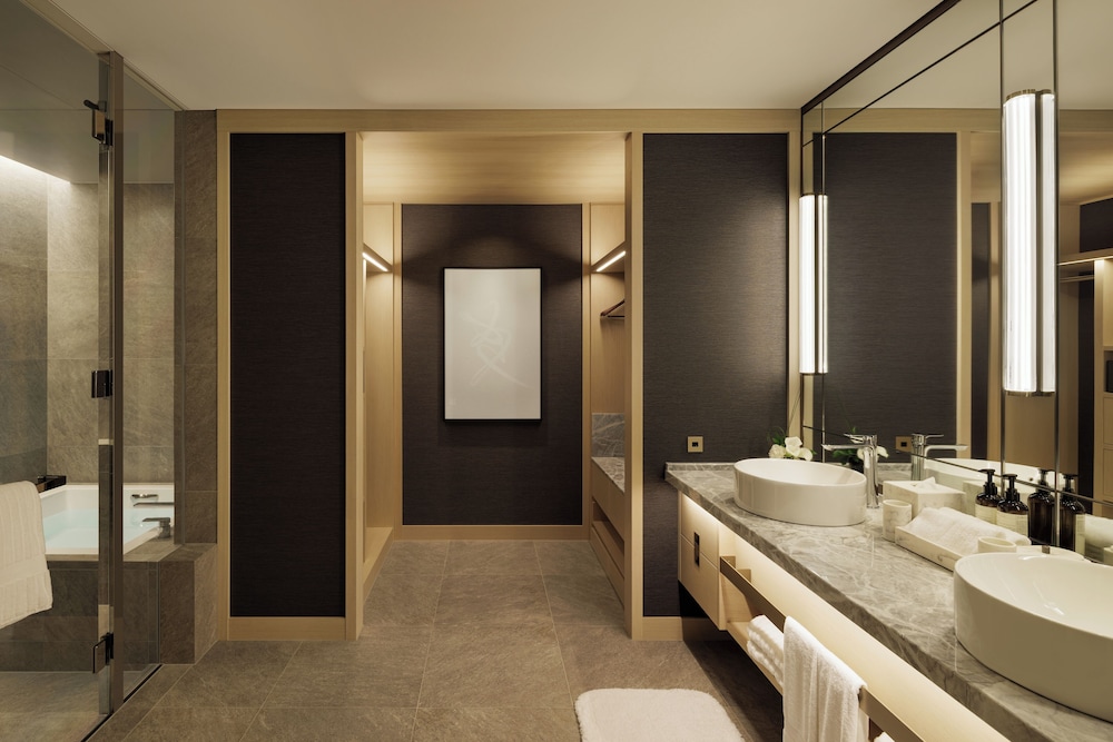 シグネチャー ルーム シングルベッド 2 台 バスルーム3 | フェアモント東京