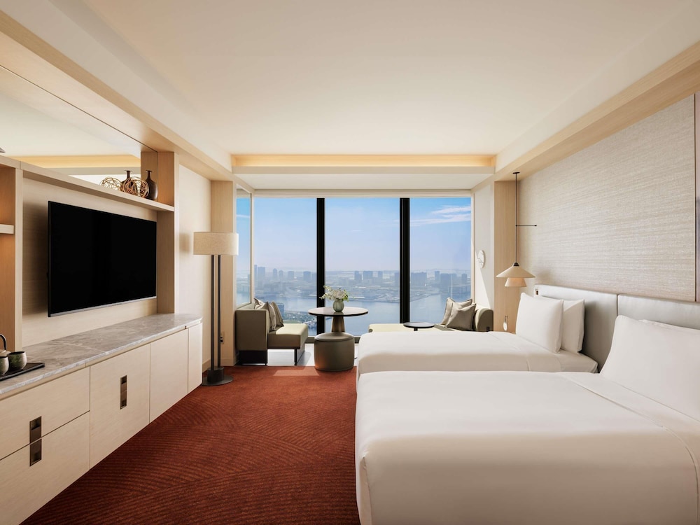 Fairmont Gold ツインルーム シングルベッド 2 台 ベイビュー | フェアモント東京