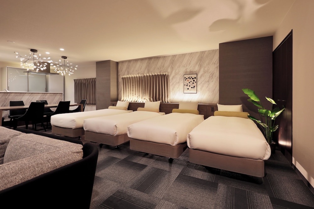 シティ スイート 禁煙 客室3 | 南船場クリスタルプラザ