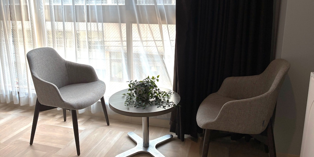 ベーシック スイート 禁煙 客室2 | 南船場クリスタルプラザ