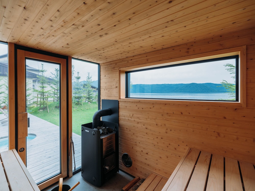 スタンダード ヴィラ レイクサイド 客室2 | Sansui Lakeside Villa