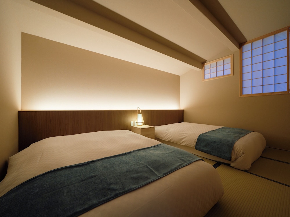 トラディショナル ヴィラ 客室1 | 今昔荘 大阪 通天閣 - 蒸風呂邸
