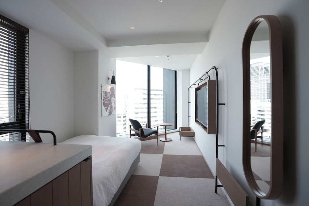 ダブルルーム 客室1 | CINQS Hotel (サンクスホテル)