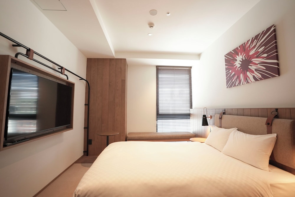 グランド ダブルルーム 客室3 | CINQS Hotel (サンクスホテル)