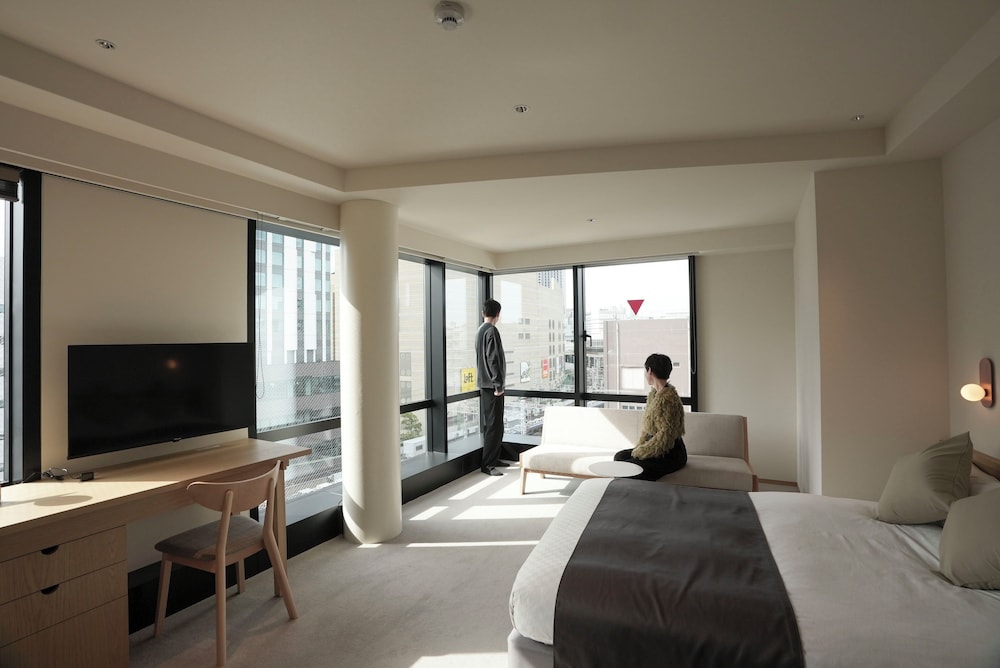 デラックス 4 人部屋 客室15 | ホテルエスプレッソサウス II