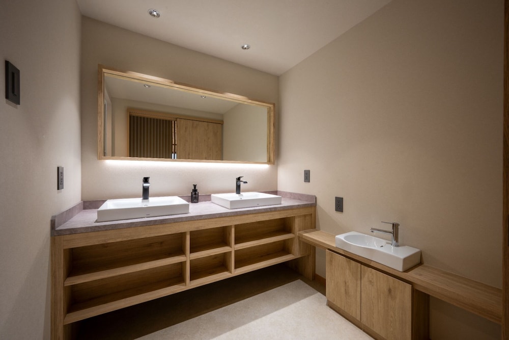 ファミリールーム 禁煙 (空) リニューアル館 客室9 | ザ・パルス霧島