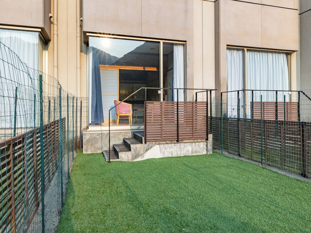 [プライベートドッグラン付] 和モダンツイン (禁煙) 客室6 | わんわんパラダイス 松阪