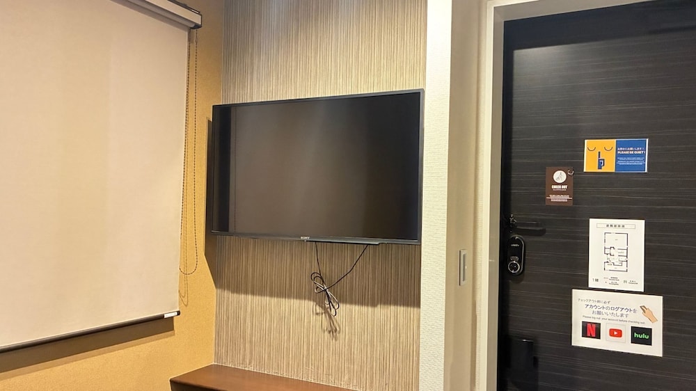 ダブルルーム 客室3 | グランドベース博多南