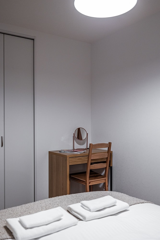 客室1 | GO FINE 天下茶屋 BROWN 客室1 | GO FINE 天下茶屋 BROWN