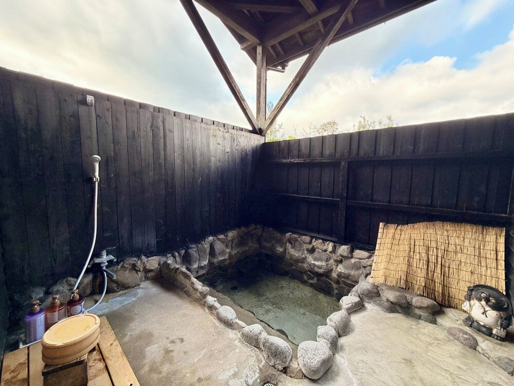 スタンダード ツインルーム ガーデンビュー バスルーム0 | 御宿 たまゆら