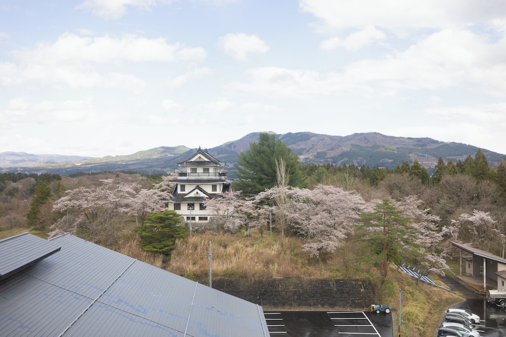 ラグジュアリー スイート シティビュー バルコニーからの眺望0 | 奥州・平泉温泉旅館　ITSUMU