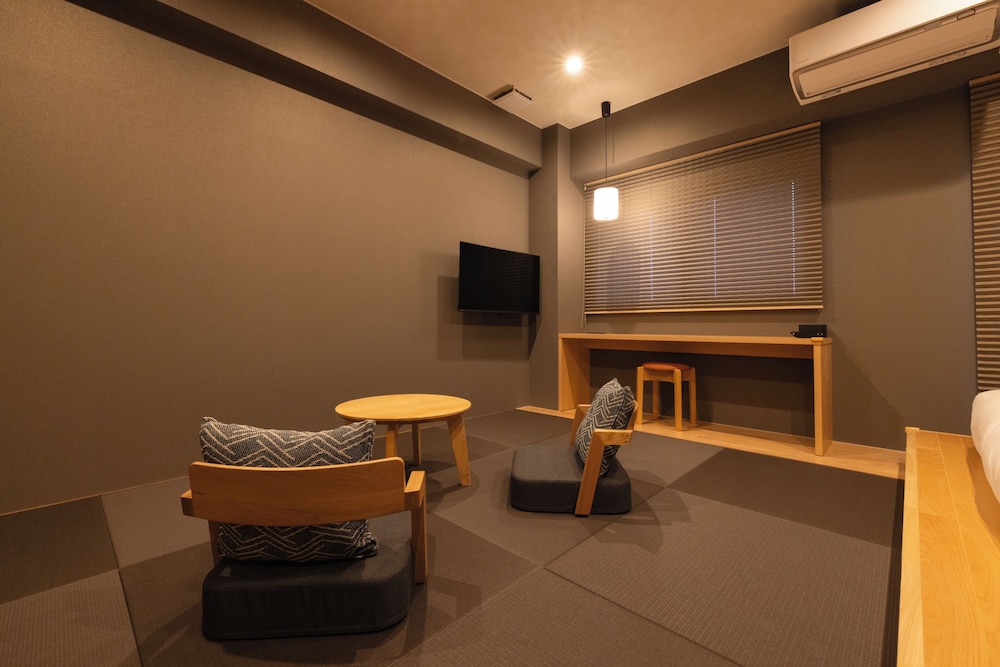 スタンダード ツインルーム 禁煙 シティビュー 客室1 | 奥州・平泉温泉旅館　ITSUMU