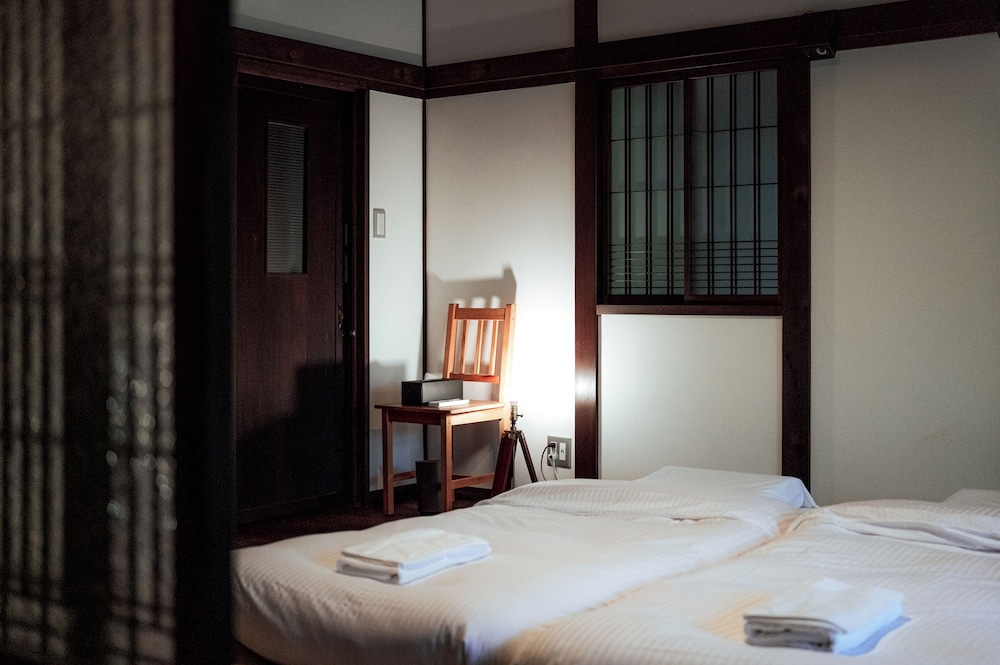 ヴィラ ガーデンビュー 客室2 | EXP. Atelier