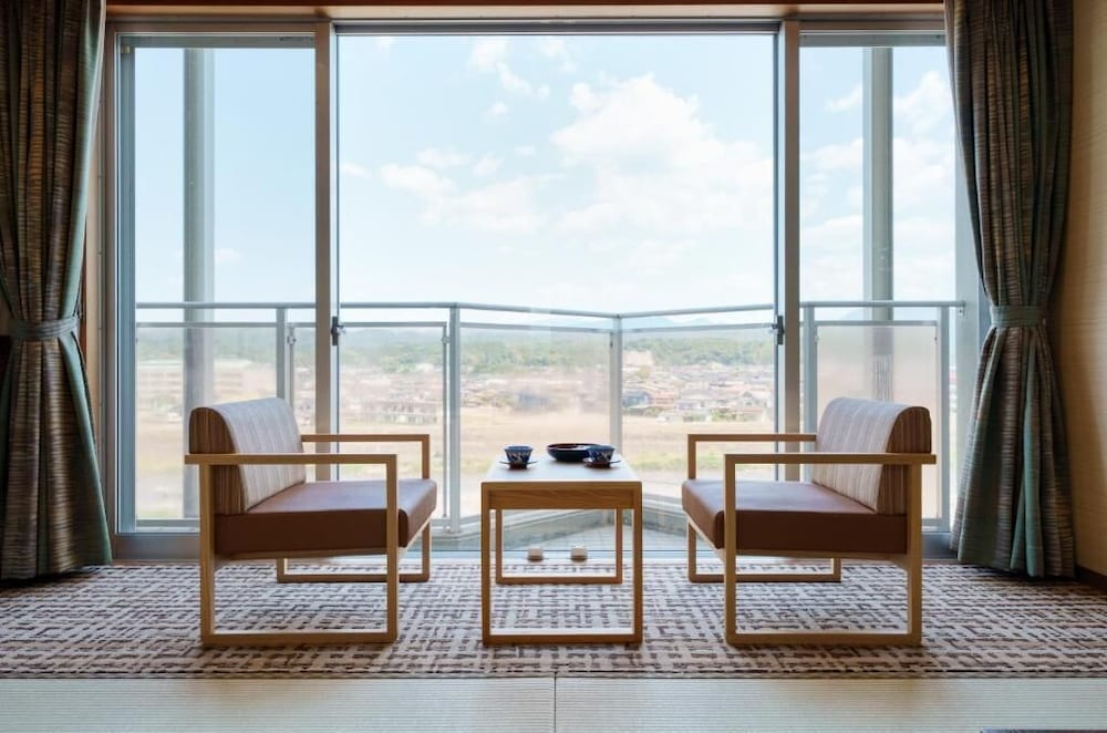 モデレート和室10畳(38平米)禁煙 客室1 | 日田温泉 はなの樹 RIVER TERRACE