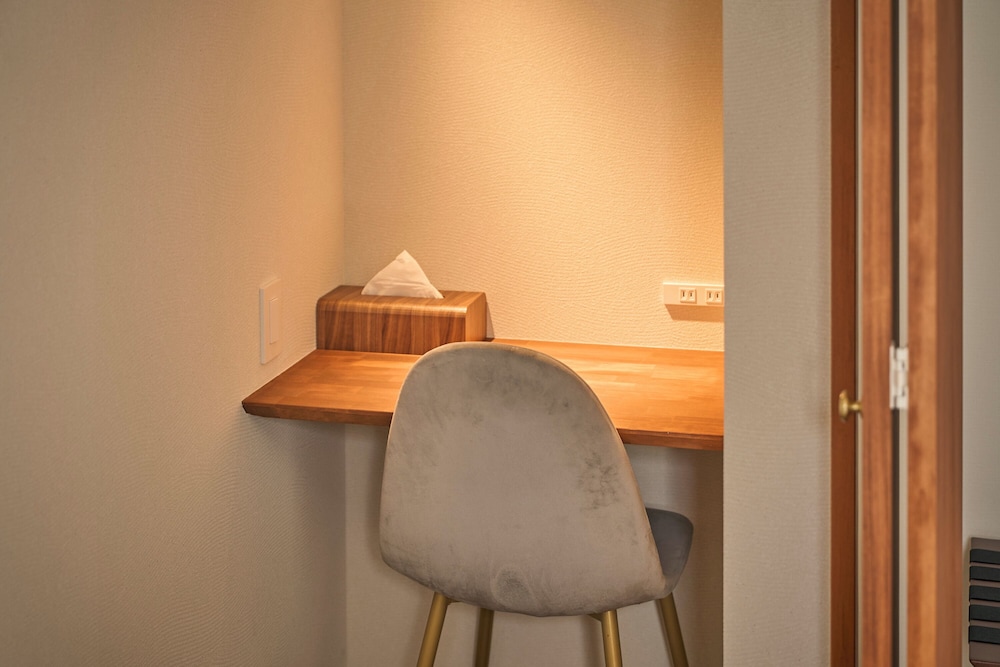 ラグジュアリー ヴィラ プールビュー 客室4 | ヴィラ・センス・九十九里