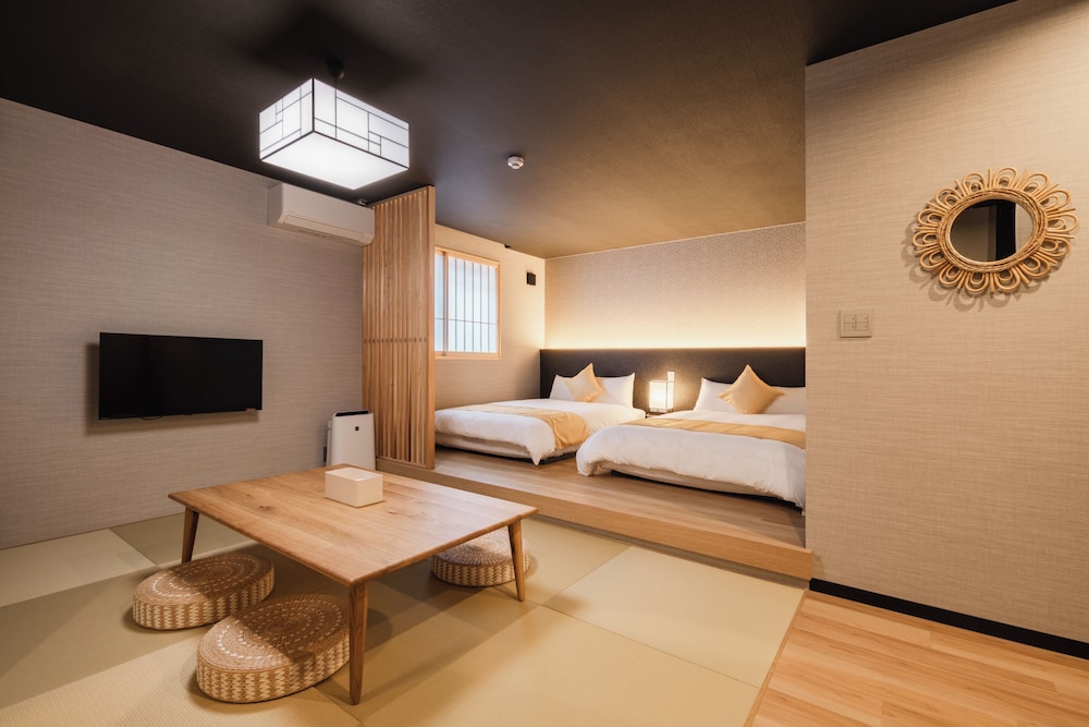 スタンダード アパートメント ダブルベッド 2 台 禁煙 | BEPPU Risana